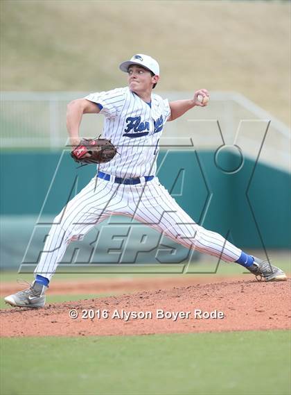 Thumbnail 2 in Florence vs. Chaminade (National High School Invitational)  photogallery.