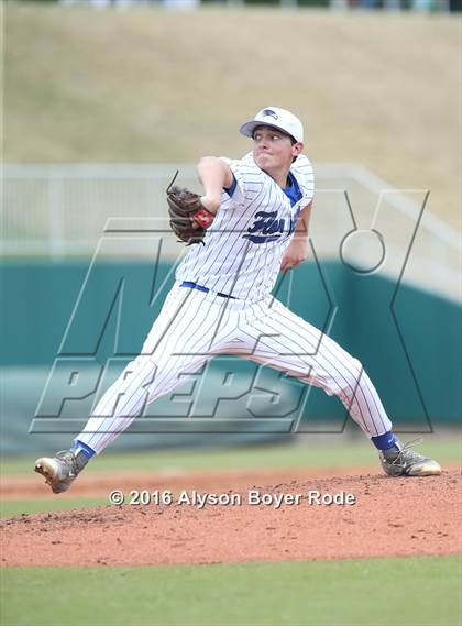 Thumbnail 1 in Florence vs. Chaminade (National High School Invitational)  photogallery.