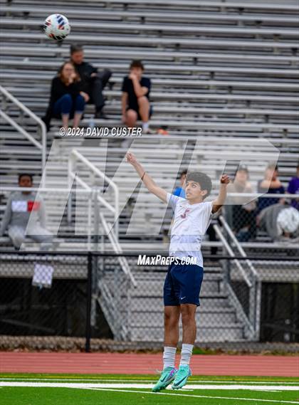 Thumbnail 3 in Woodson @ Oakton photogallery.