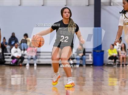 Thumbnail 1 in Clinton vs. Lakewood (Tampa Bay Christmas Invitational) photogallery.