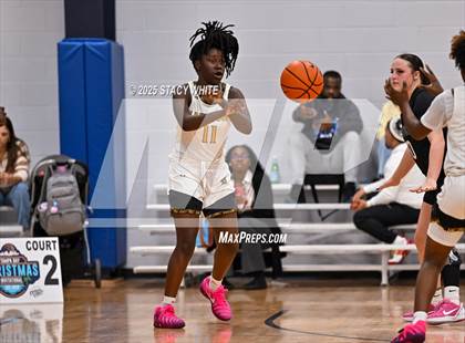 Thumbnail 2 in Clinton vs. Lakewood (Tampa Bay Christmas Invitational) photogallery.