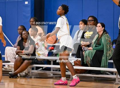 Thumbnail 1 in Clinton vs. Lakewood (Tampa Bay Christmas Invitational) photogallery.