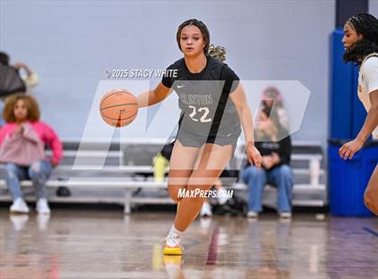 Thumbnail 3 in Clinton vs. Lakewood (Tampa Bay Christmas Invitational) photogallery.