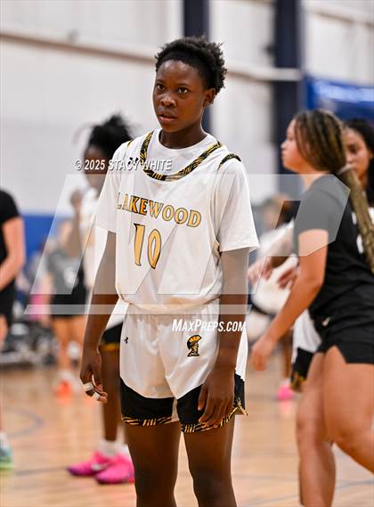 Thumbnail 2 in Clinton vs. Lakewood (Tampa Bay Christmas Invitational) photogallery.