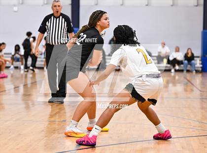 Thumbnail 2 in Clinton vs. Lakewood (Tampa Bay Christmas Invitational) photogallery.