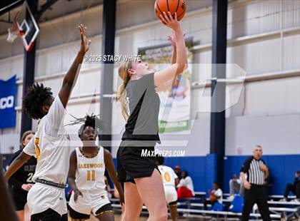 Thumbnail 1 in Clinton vs. Lakewood (Tampa Bay Christmas Invitational) photogallery.