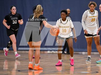 Thumbnail 2 in Clinton vs. Lakewood (Tampa Bay Christmas Invitational) photogallery.