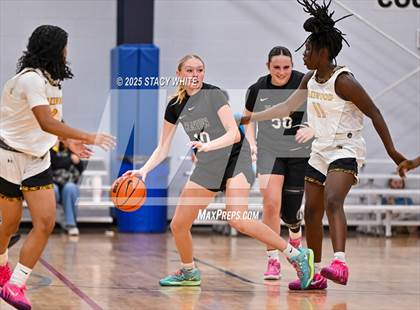 Thumbnail 2 in Clinton vs. Lakewood (Tampa Bay Christmas Invitational) photogallery.