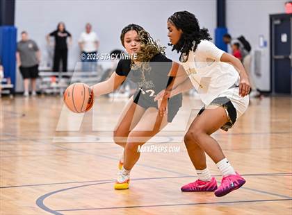 Thumbnail 1 in Clinton vs. Lakewood (Tampa Bay Christmas Invitational) photogallery.