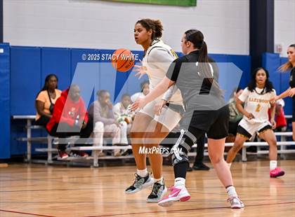 Thumbnail 3 in Clinton vs. Lakewood (Tampa Bay Christmas Invitational) photogallery.