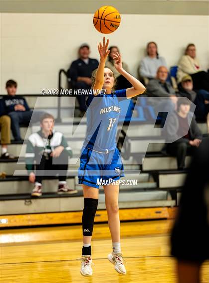 Thumbnail 3 in Smoky Mountain @ Robbinsville photogallery.