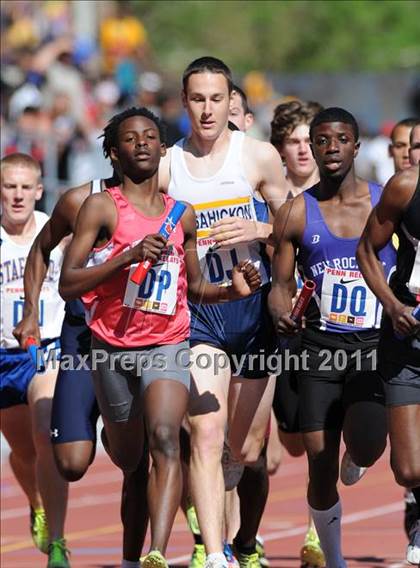 Thumbnail 3 in 117th Penn Relays (Boys Large School 4x800m Event 305)  photogallery.