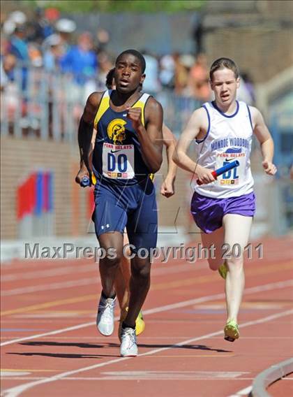 Thumbnail 1 in 117th Penn Relays (Boys Large School 4x800m Event 305)  photogallery.