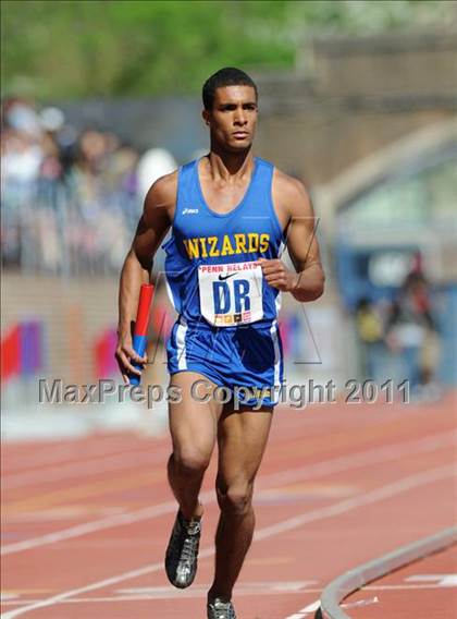 Thumbnail 1 in 117th Penn Relays (Boys Large School 4x800m Event 305)  photogallery.