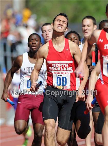 Thumbnail 2 in 117th Penn Relays (Boys Large School 4x800m Event 305)  photogallery.