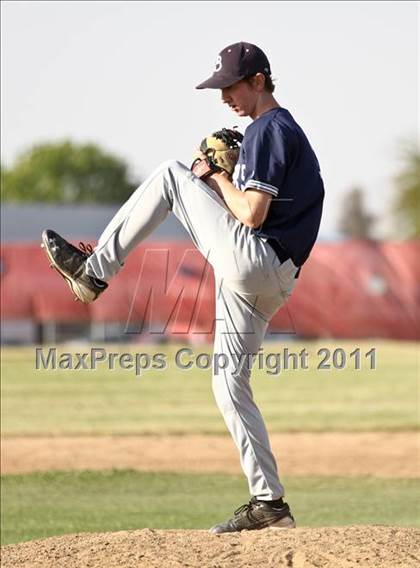 Thumbnail 1 in Bakersfield @ Centennial photogallery.