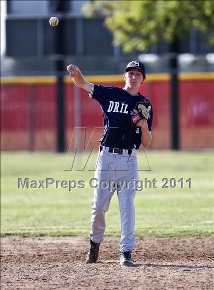 Thumbnail 1 in Bakersfield @ Centennial photogallery.