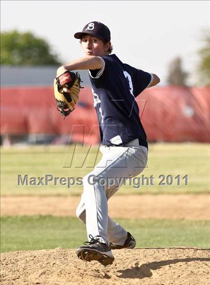Thumbnail 1 in Bakersfield @ Centennial photogallery.
