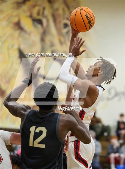Thumbnail 1 in Central vs. Brentwood Academy photogallery.