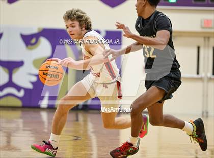 Thumbnail 2 in Central vs. Brentwood Academy photogallery.