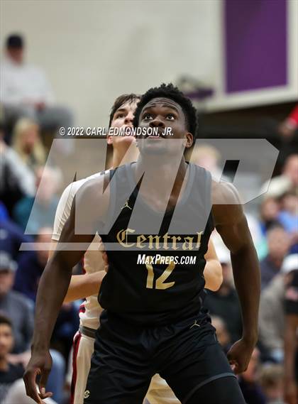 Thumbnail 3 in Central vs. Brentwood Academy photogallery.