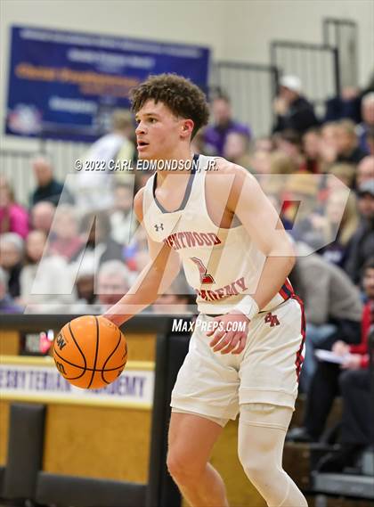 Thumbnail 3 in Central vs. Brentwood Academy photogallery.