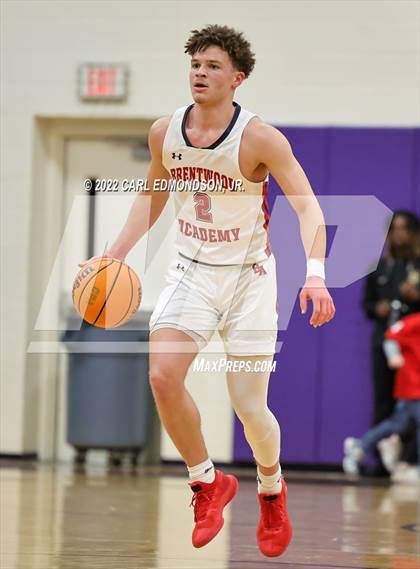 Thumbnail 3 in Central vs. Brentwood Academy photogallery.