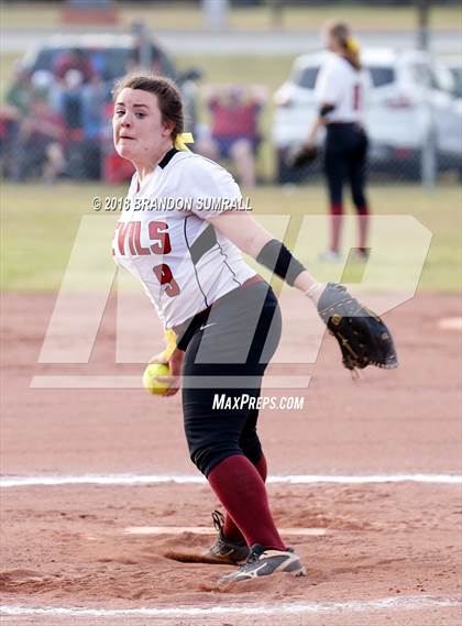 Thumbnail 2 in Jemison vs Maplesville (Chilton County Tournament) photogallery.