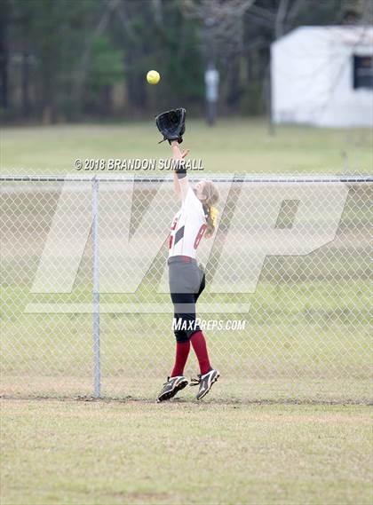 Thumbnail 3 in Jemison vs Maplesville (Chilton County Tournament) photogallery.