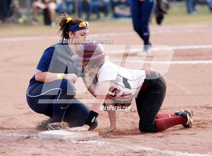 Thumbnail 3 in Jemison vs Maplesville (Chilton County Tournament) photogallery.