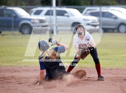 Thumbnail 1 in Jemison vs Maplesville (Chilton County Tournament) photogallery.