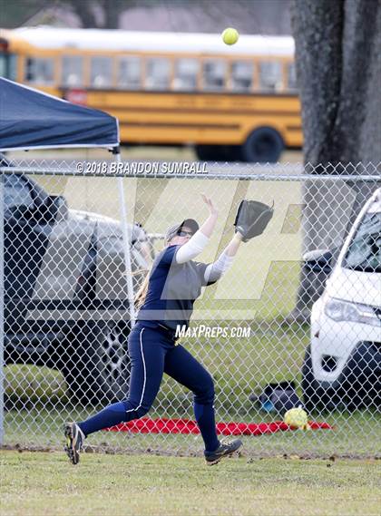 Thumbnail 3 in Jemison vs Maplesville (Chilton County Tournament) photogallery.