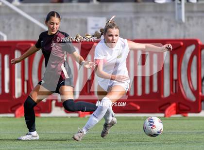 Thumbnail 2 in Lone Peak vs. Davis (UHSAA 6A Final) photogallery.