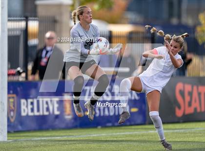 Thumbnail 2 in Lone Peak vs. Davis (UHSAA 6A Final) photogallery.