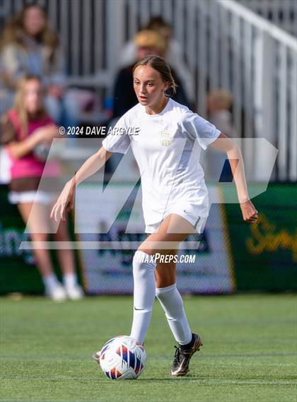 Thumbnail 3 in Lone Peak vs. Davis (UHSAA 6A Final) photogallery.
