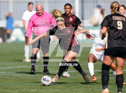 Thumbnail 2 in Lone Peak vs. Davis (UHSAA 6A Final) photogallery.