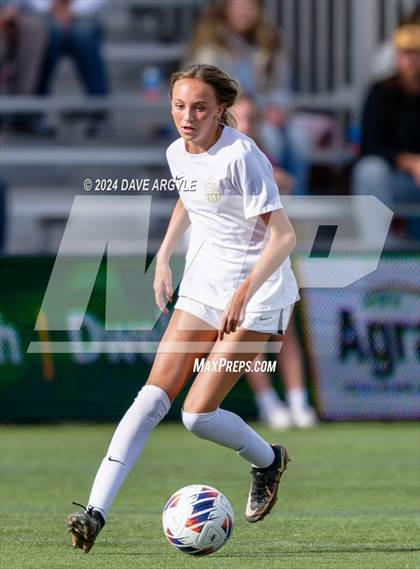 Thumbnail 1 in Lone Peak vs. Davis (UHSAA 6A Final) photogallery.