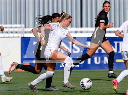 Thumbnail 2 in Lone Peak vs. Davis (UHSAA 6A Final) photogallery.