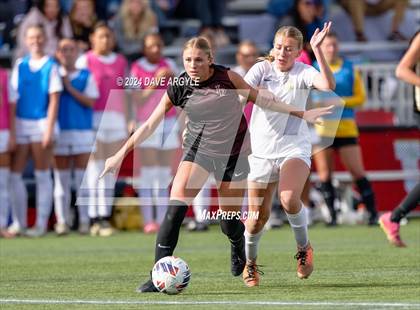 Thumbnail 2 in Lone Peak vs. Davis (UHSAA 6A Final) photogallery.