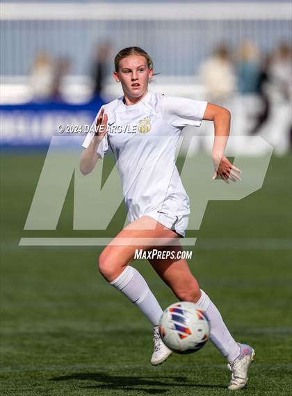 Thumbnail 3 in Lone Peak vs. Davis (UHSAA 6A Final) photogallery.
