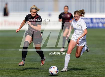Thumbnail 2 in Lone Peak vs. Davis (UHSAA 6A Final) photogallery.