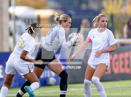 Thumbnail 3 in Lone Peak vs. Davis (UHSAA 6A Final) photogallery.