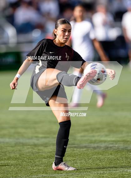 Thumbnail 2 in Lone Peak vs. Davis (UHSAA 6A Final) photogallery.