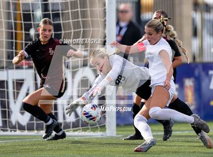 Thumbnail 2 in Lone Peak vs. Davis (UHSAA 6A Final) photogallery.