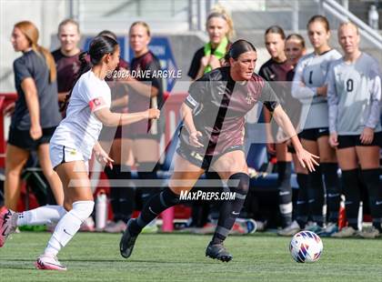 Thumbnail 3 in Lone Peak vs. Davis (UHSAA 6A Final) photogallery.