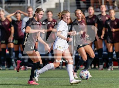 Thumbnail 3 in Lone Peak vs. Davis (UHSAA 6A Final) photogallery.