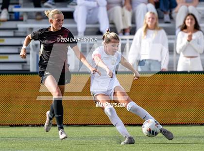 Thumbnail 2 in Lone Peak vs. Davis (UHSAA 6A Final) photogallery.