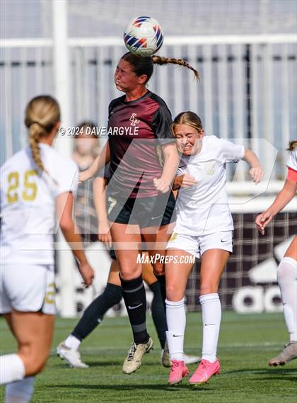 Thumbnail 3 in Lone Peak vs. Davis (UHSAA 6A Final) photogallery.