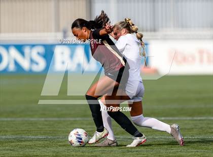 Thumbnail 3 in Lone Peak vs. Davis (UHSAA 6A Final) photogallery.