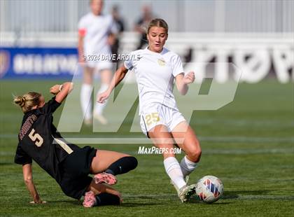 Thumbnail 1 in Lone Peak vs. Davis (UHSAA 6A Final) photogallery.